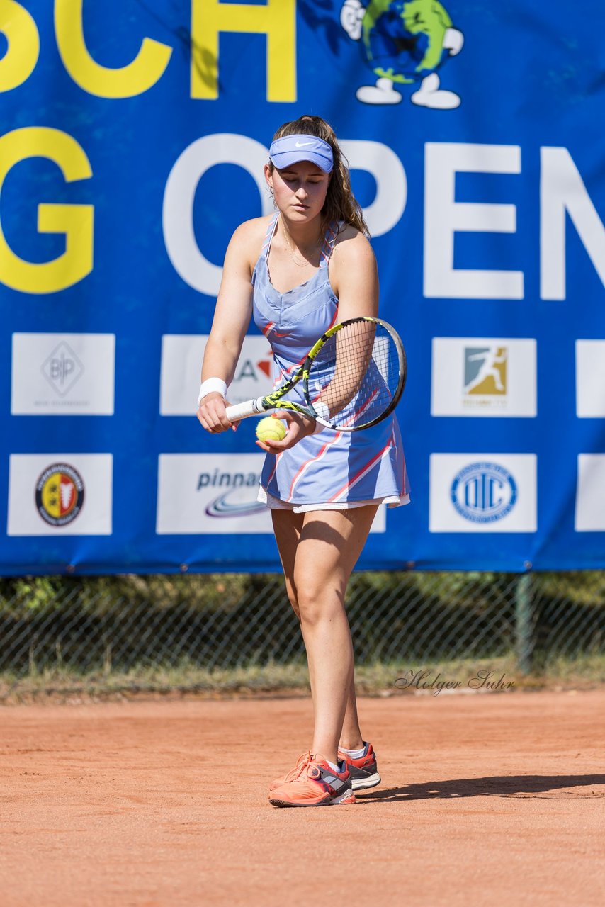 Lisa Ponomar 52 - Melosch Recycling Open